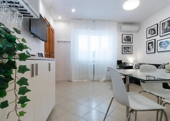 Apartamento Casarava Sul Parco 3 2 Bagni Riccione